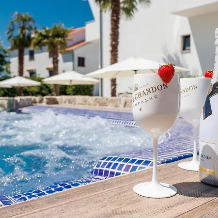 Villa Palma Krk Guest house 4*