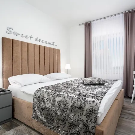 Villa Palma Krk Guest house