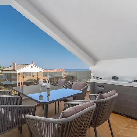 Villa Palma Krk Guest house 4*